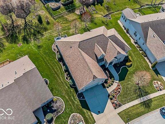 4th image of 1135 Wyndham Way