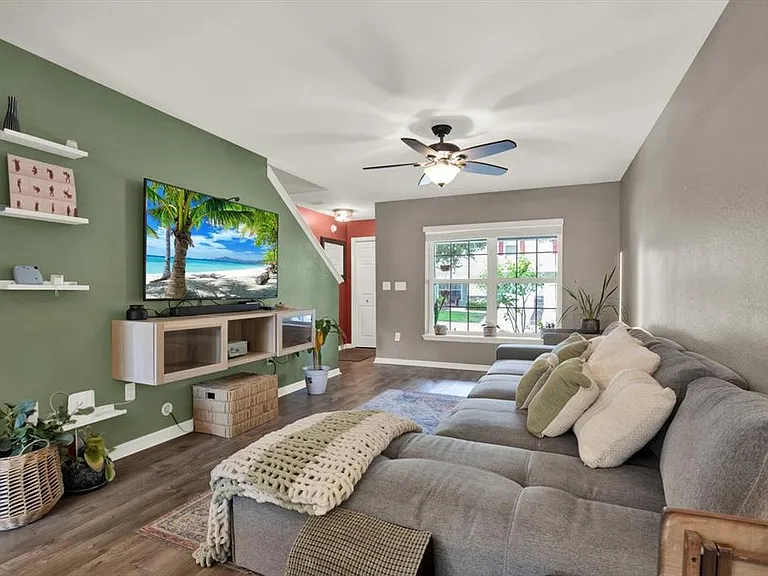 3017 Mojave Oak Dr — Photo 6