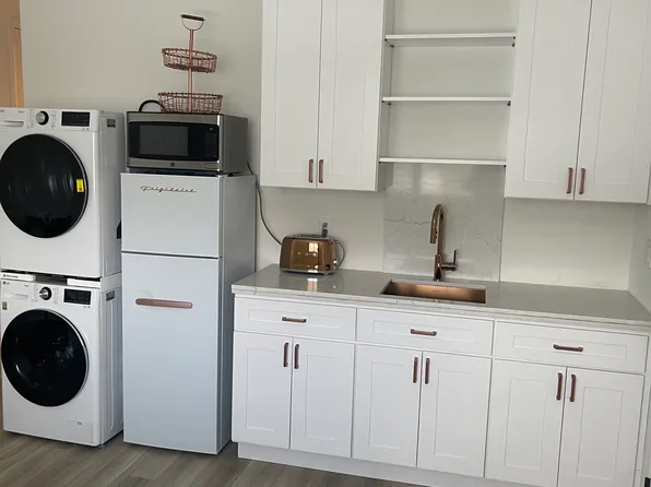 12940 Blush Ct #B, Riverside, CA 92503