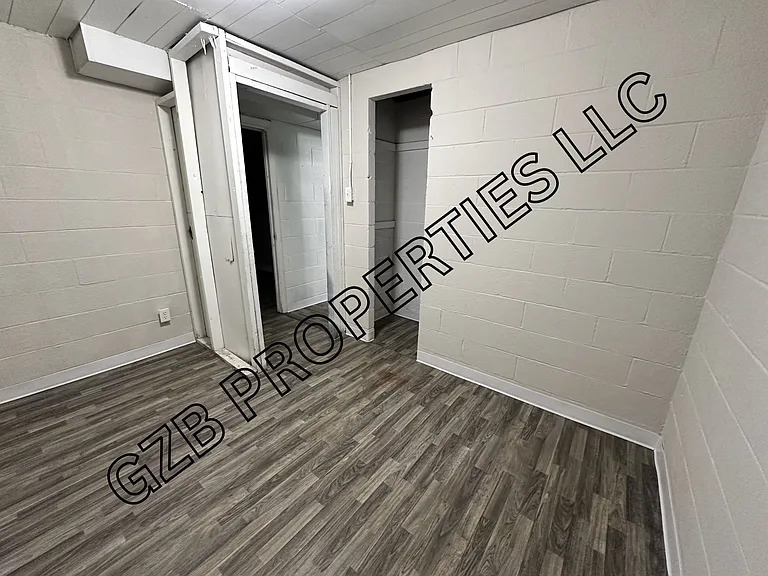 1719 4th Ave — Photo 15