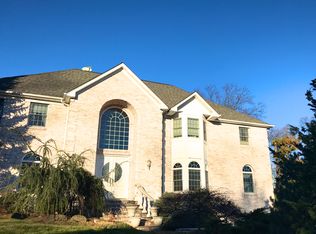 904 Bailey Ct, Westfield, NJ 07090