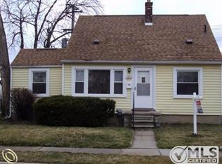 22631 Petersburg Ave, Eastpointe, MI