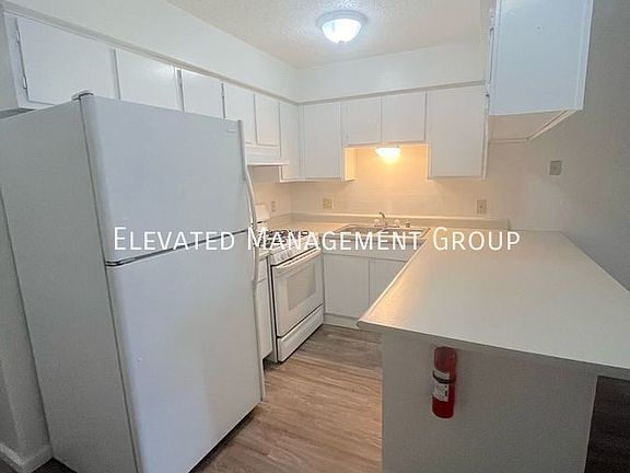 3rd image of 3210 Tulane Dr NE Unit 43