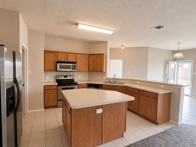 9809 Hedge Bell Dr — Photo 3
