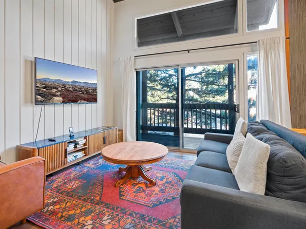286 Old Mammoth Rd APT 2, Mammoth Lakes, CA 93546