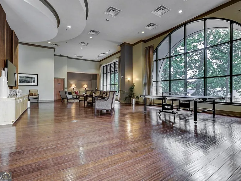 3040 Peachtree Rd NW #613 — Photo 28