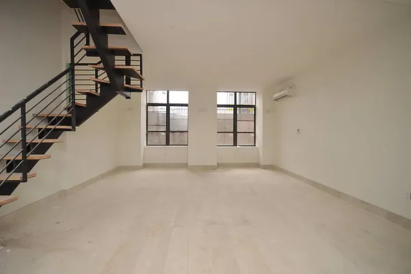 Rented by Duscany Financial Group | media 82