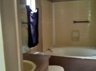 233 Tropic Ave, Satsuma, FL 32189