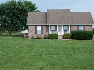 718 Lear Rd, Portland, TN 37148
