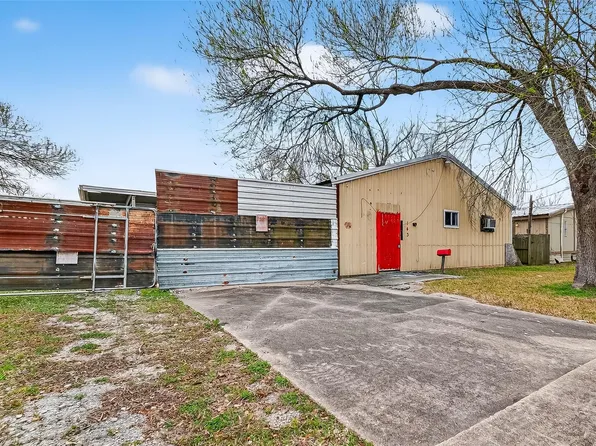 141 Campbell Ave, Pasadena, TX 77502