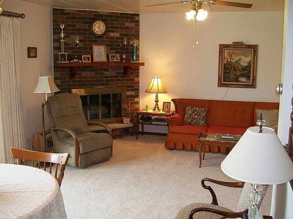 4th image of 15712 Brassie Ct APT 2N