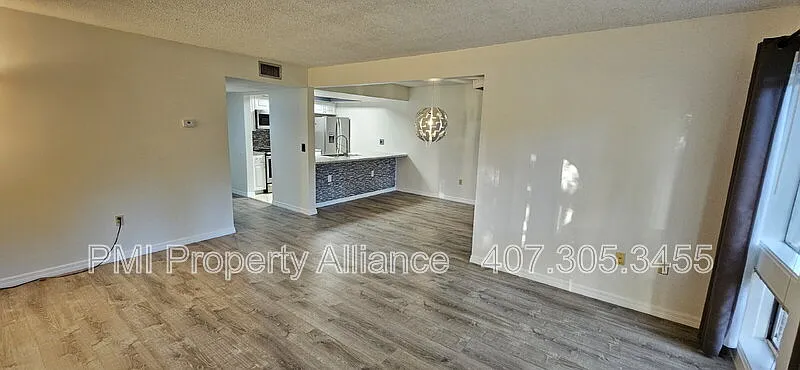 Building Photo - 6051 Windhover Dr