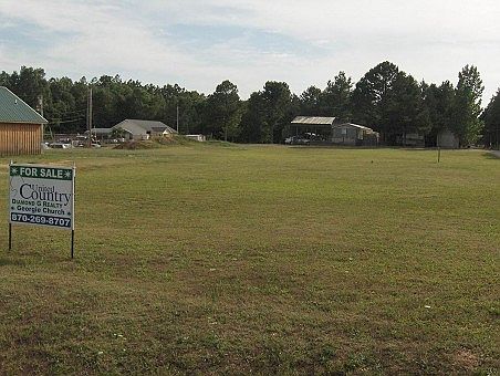 2nd image of 20669 Highway 5