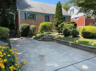 10010 Renfrew Rd, Silver Spring, MD 20901