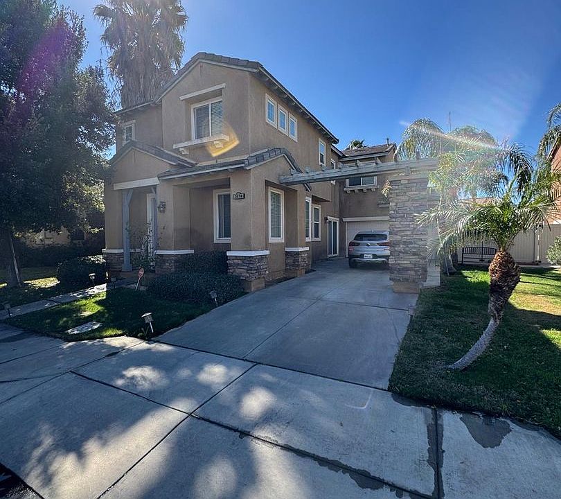 2nd image of 3618 Segovia Dr