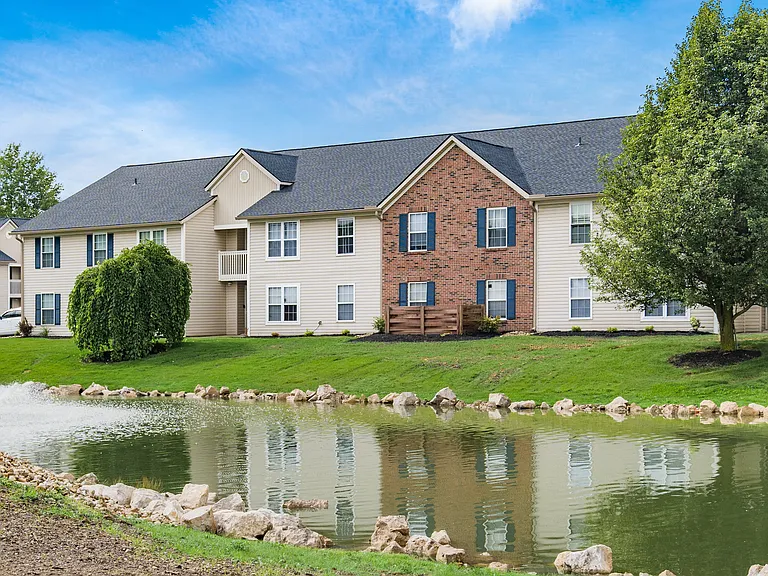Bear Pointe — Photo 8