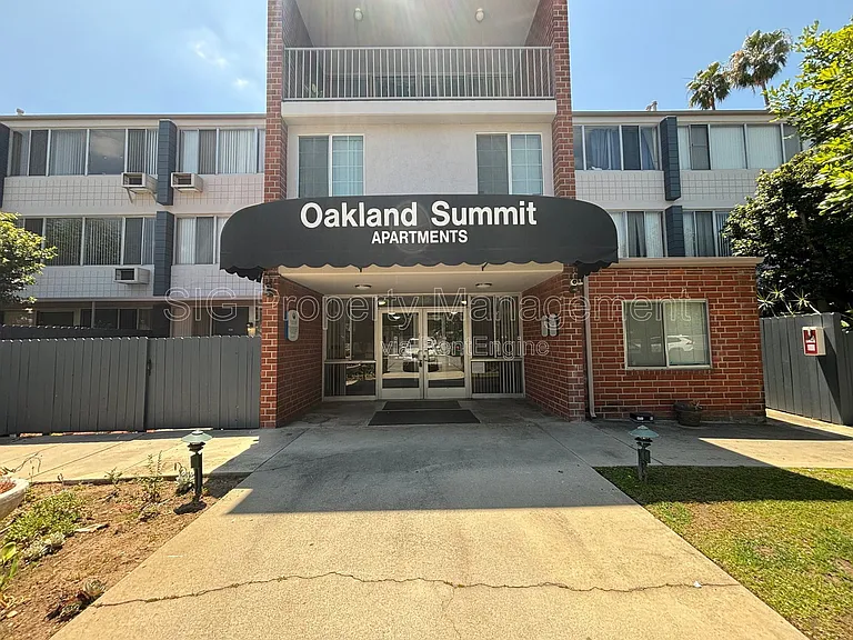 Oakland Summit — Photo 39
