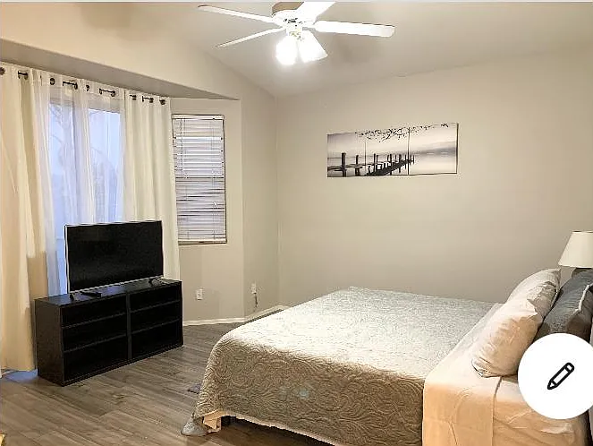 2615 E Brooks St — Photo 12