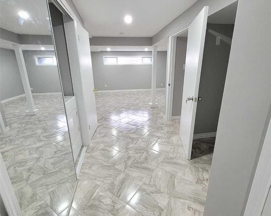 2nd image of 47 Princess St