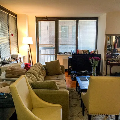 Rented by BLU Real Estate | media 2