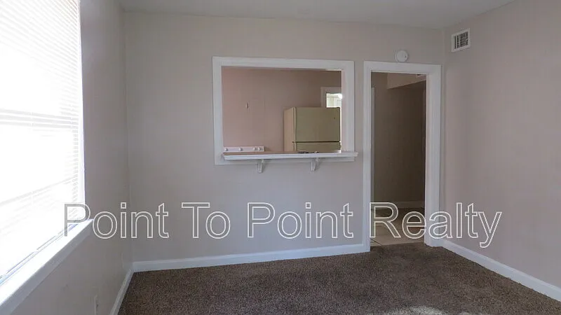 1 bed, 1.0 bath, 642 sqft, $925 — Photo 3