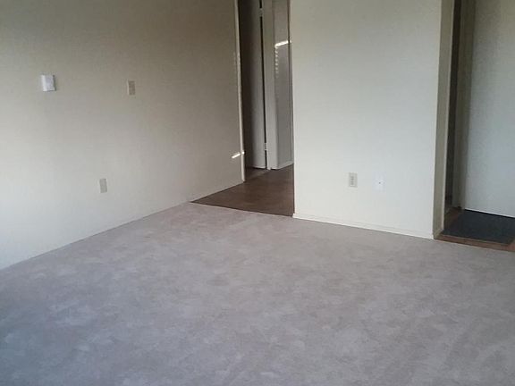 2nd image of 5304 San Francisco Ave SW APT 14