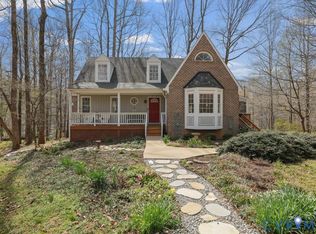 2900 Pleasantwood Rd, Powhatan, VA 23139