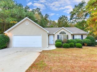 902 Yellow Pine Cir, Winder, GA 30680