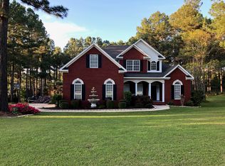 136 Hidden Lakes Dr, Gray, GA 31032
