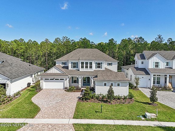 4th image of 323 SEAGROVE Drive