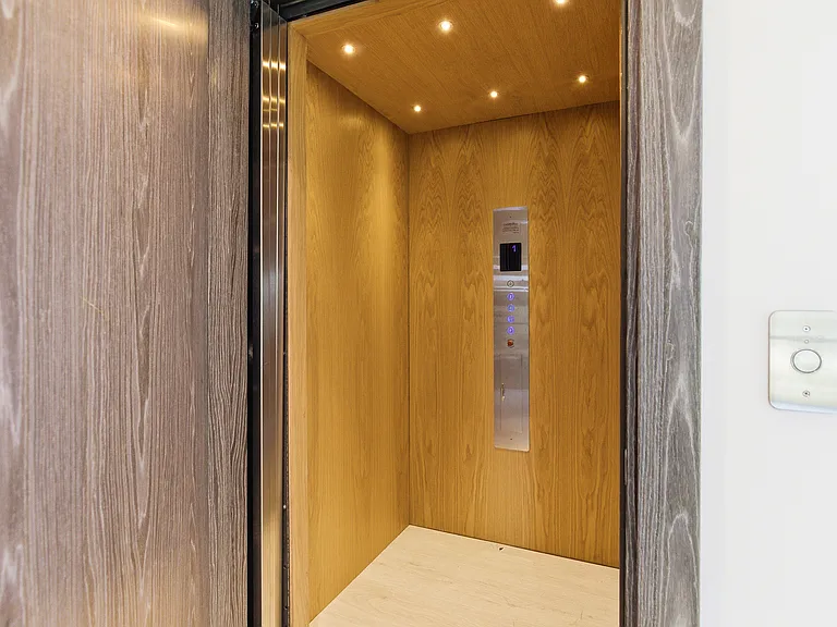 Southway Dr — Photo 19