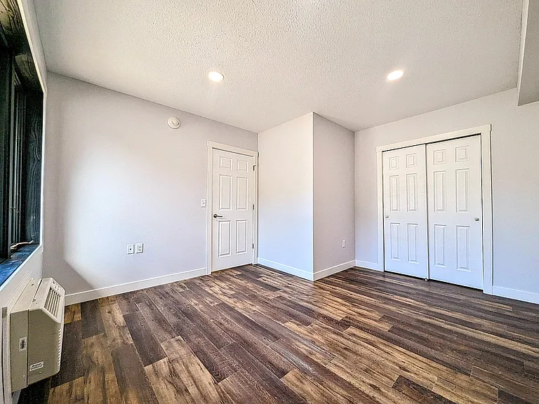 413 Jefferson St #21 — Photo 6