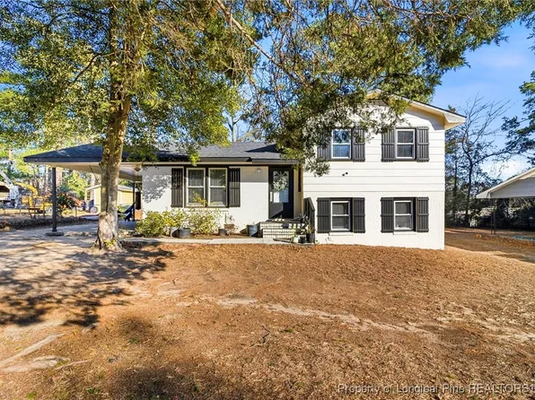 1022 Gentry St, Fayetteville, NC 28301