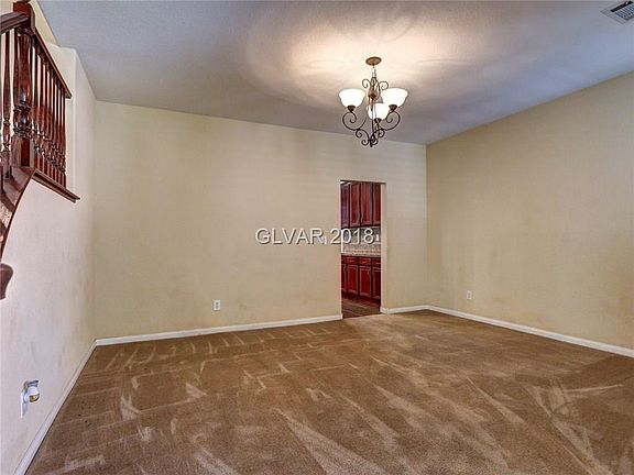 5th image of 733 Shirehampton Dr