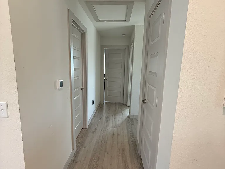 220 Merrick Rd — Photo 40