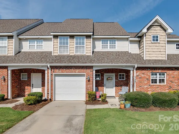 348 Valley Brook Ln SE, Concord, NC 28025
