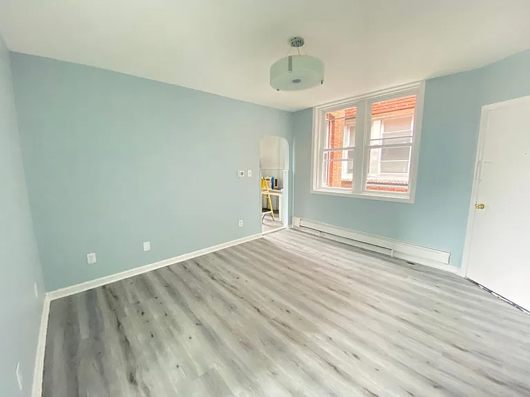 339 Valley St #1 — Photo 2