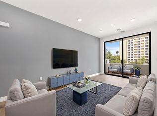 11013 Hartsook St #301, North Hollywood, CA 91601