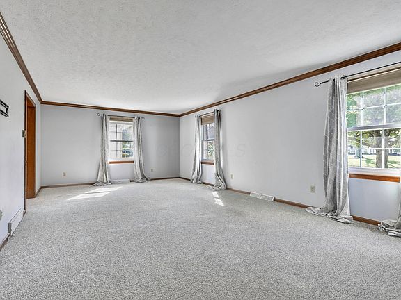 4th image of 1541 Kensington Ln