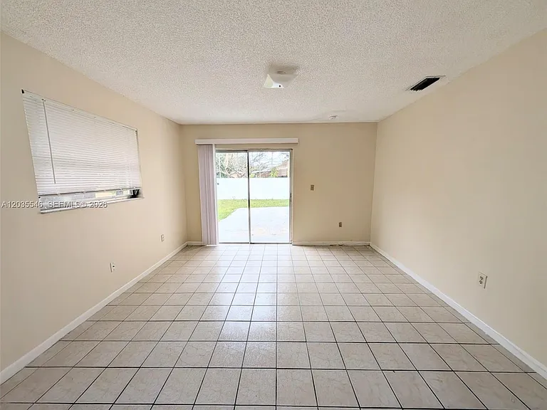 15945 SW 304th St — Photo 5