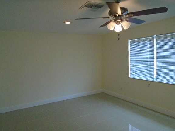 4th image of 2941 NW 24th Ave