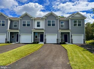 193 Mazzeo Dr, Glassboro, NJ 08028