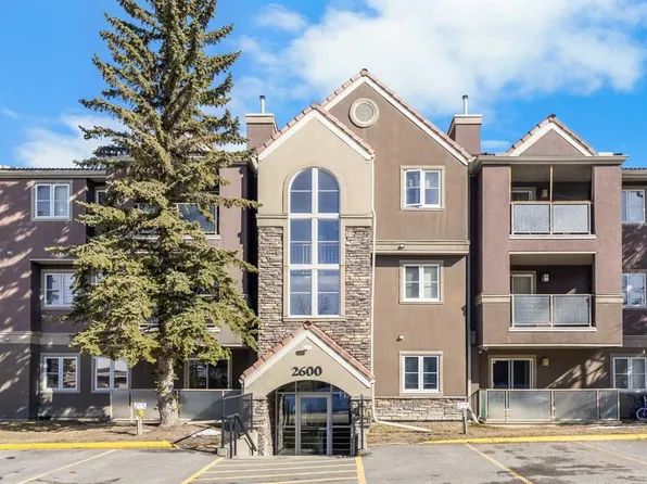 2623 S Edenwold Hts NW #23, Calgary, AB T3A 3T5