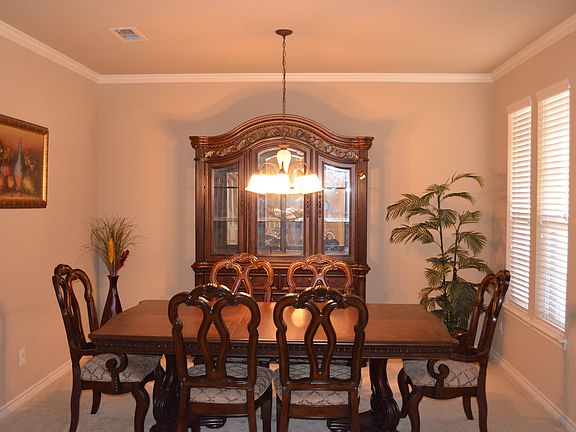2nd image of 7605 Mapleridge Dr