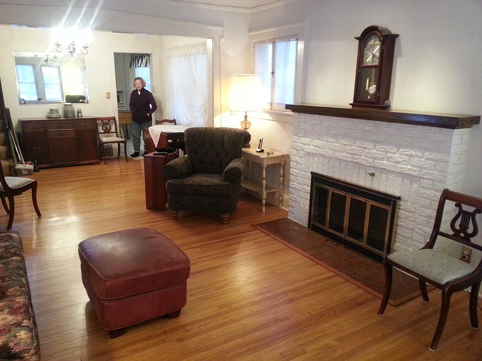 Living room - dining room