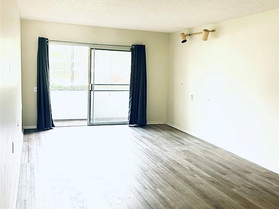 5th image of 1206 Bahama Bend #D1