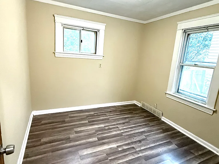 4210 Fruitland Dr — Photo 9