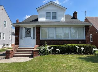 6325 Stanbury Rd, Parma, OH 44129