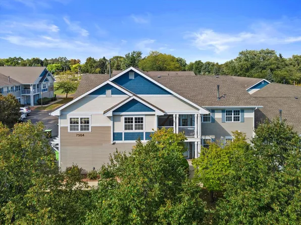 7984 North 107th STREET #7, Milwaukee, WI 53224