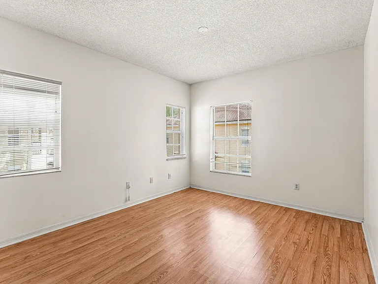 10336 Fox Trail Rd S #1305 — Photo 21
